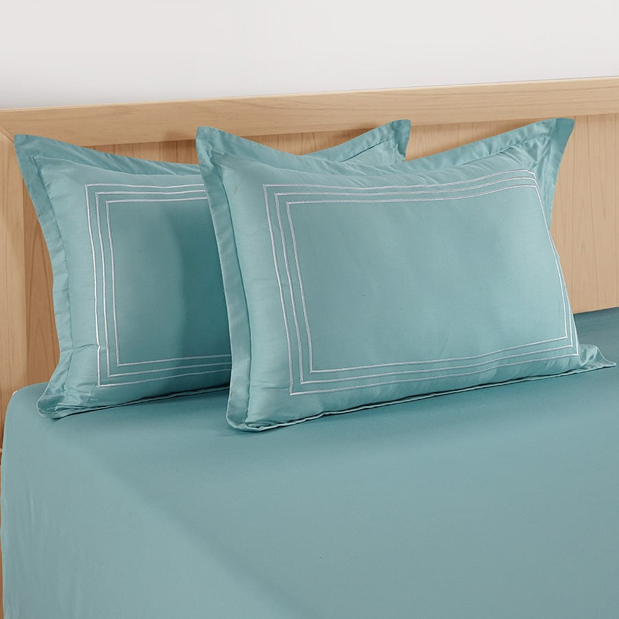 Pristine Bedsheet with Embroidered Pillow Cover-3858