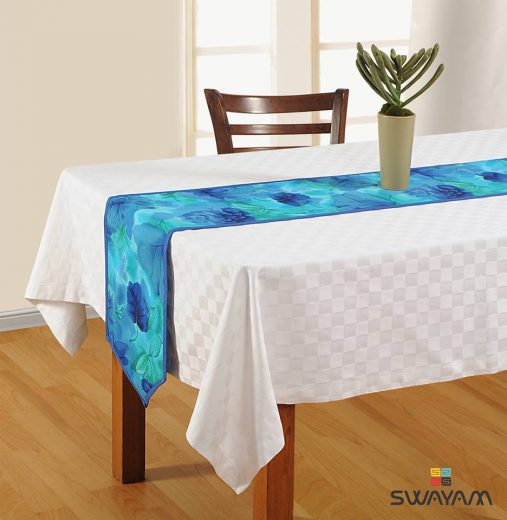 Make Your Interior Look Admirable with Designer Table Runners